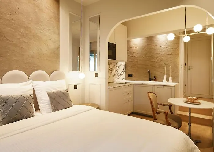 Calacatta - Duke Housing